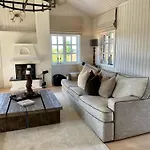 Bjarnebu - 4 Bedroom In Casa de Férias Rauland